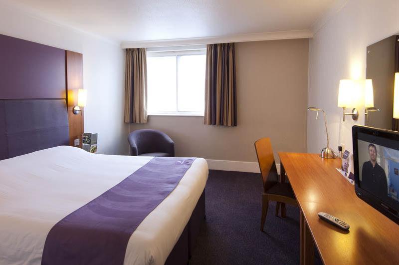 Premier Inn Coventry East Ansty  Ngoại thất bức ảnh