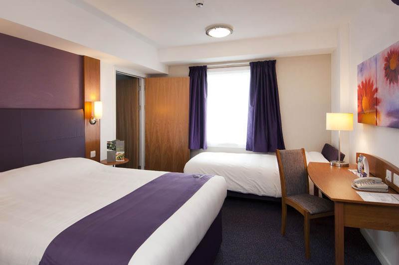 Premier Inn Coventry East Ansty  Ngoại thất bức ảnh